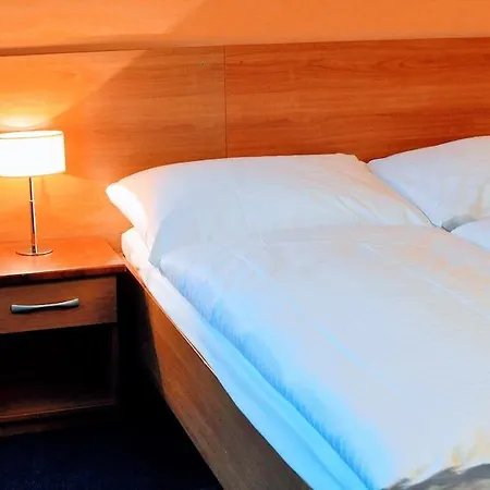 Bridge Hotel Praga