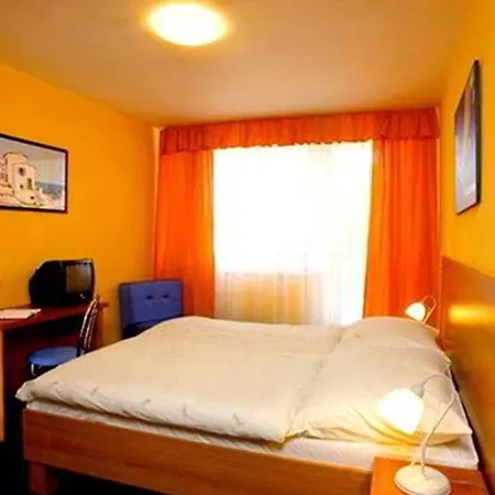 Bridge Hotel 3*